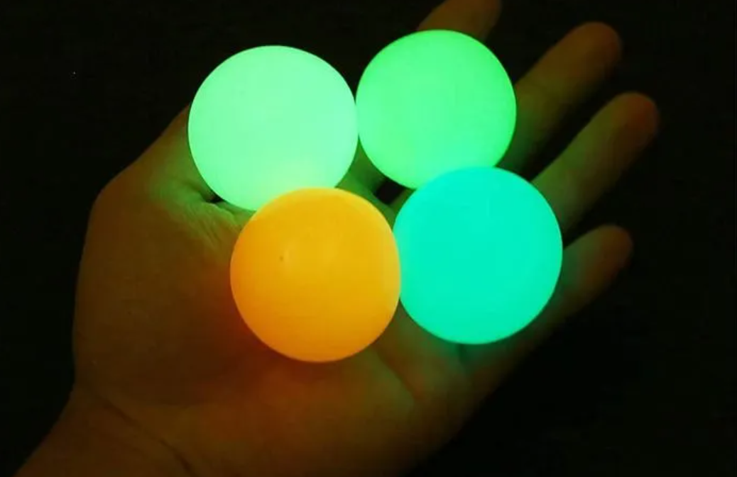 Balle Lumineuse Collante à Lancer