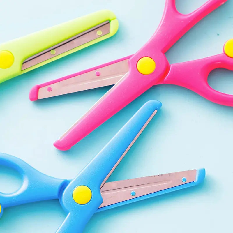 enfant 4 ans grande section ciseaux ressort mode assisté découpage Do'Dys